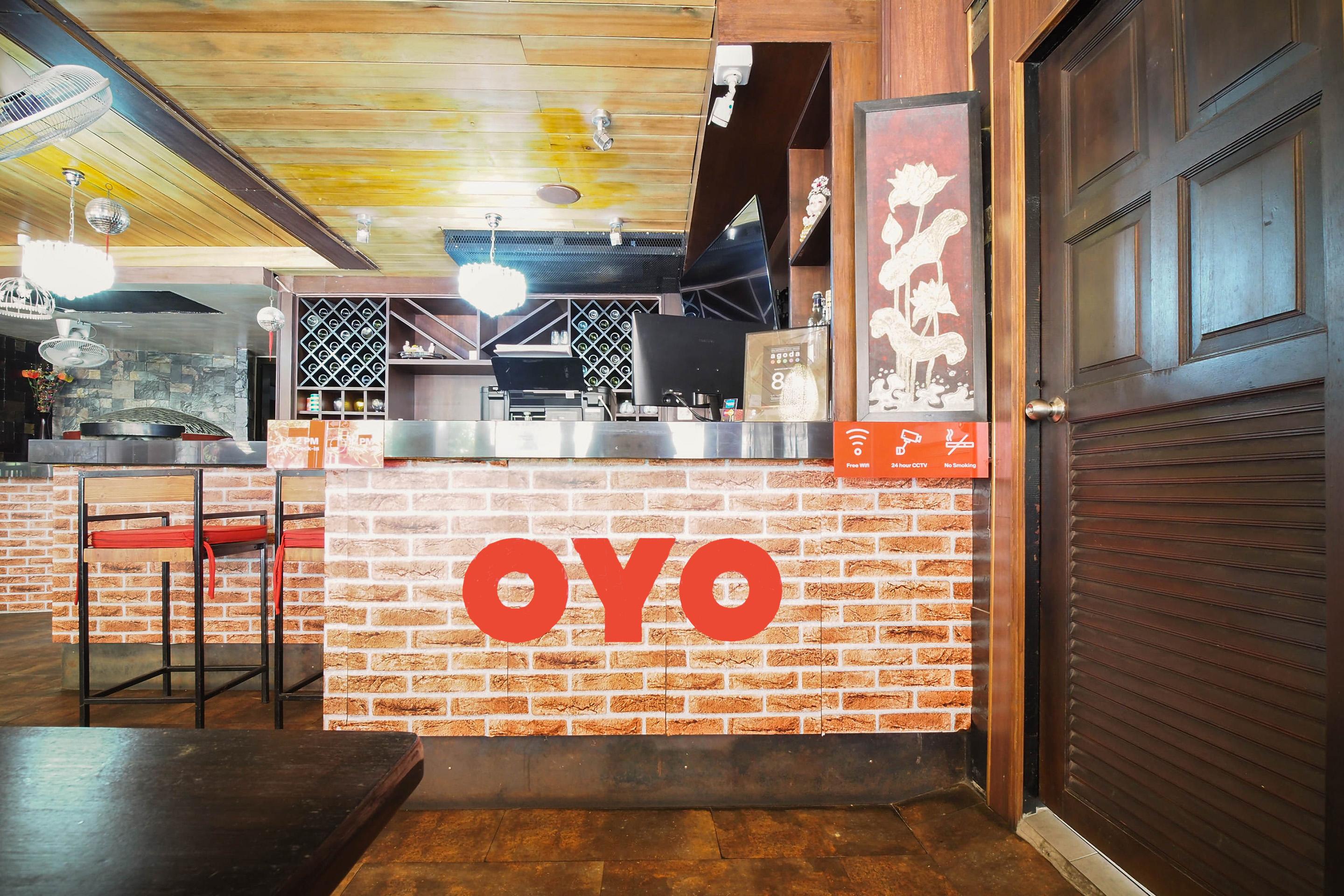 Oyo 963 Sunshine Guesthouse Pattaya Buitenkant foto