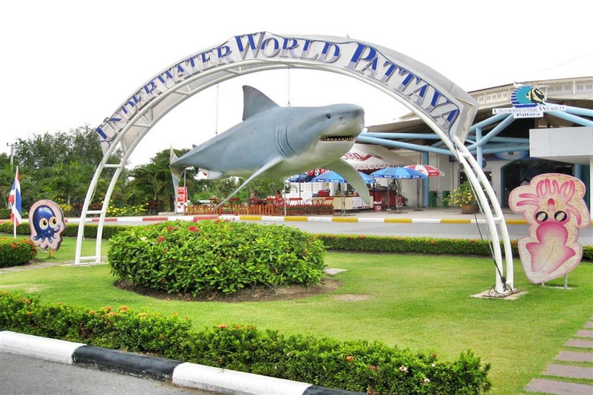 Oyo 963 Sunshine Guesthouse Pattaya Buitenkant foto